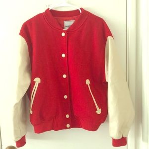 Scoop & CO. Red Jacket